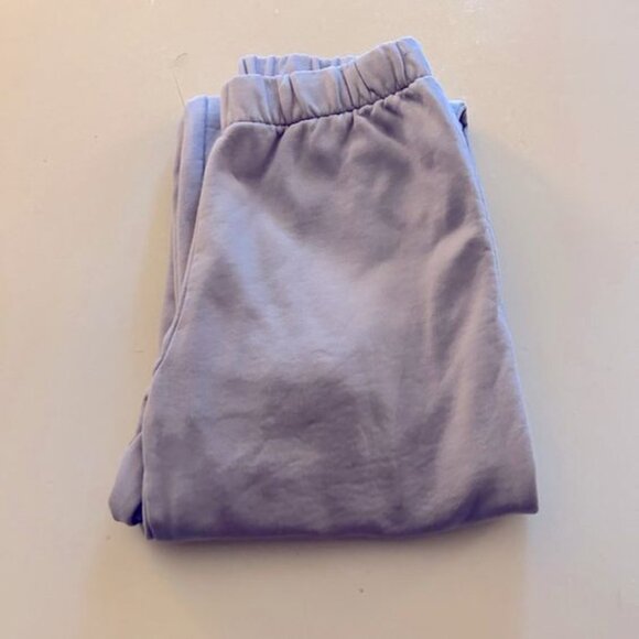 Brandy Melville - PERIWINKLE ROSA SWEATPANTS - Picture 3 of 5